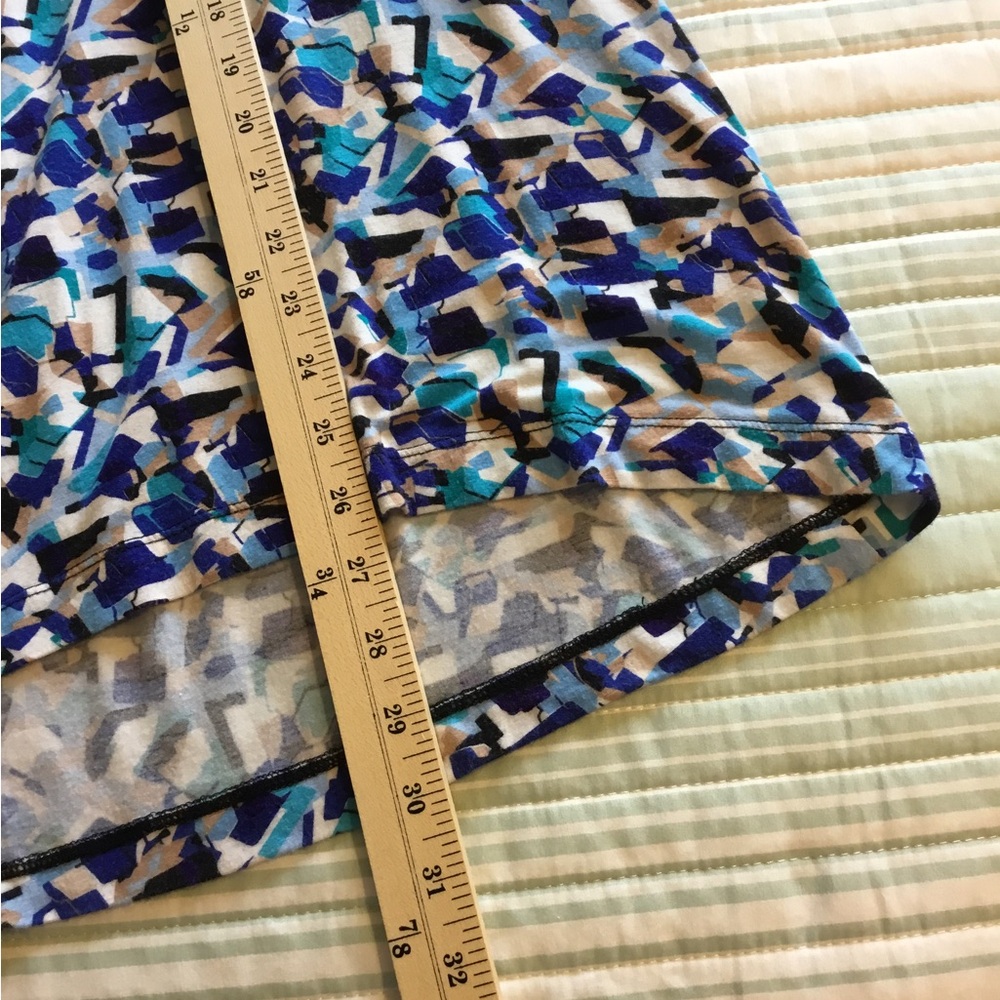 Philosophy Abstract Pattern Top - Blue, Black, White 1X Stretchy, lightweight - Picture 8 of 8